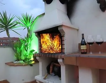 Apartment Apartamentos Atico Airport Barcelona, Terraza Y Barbacoa El Prat de Llobregat