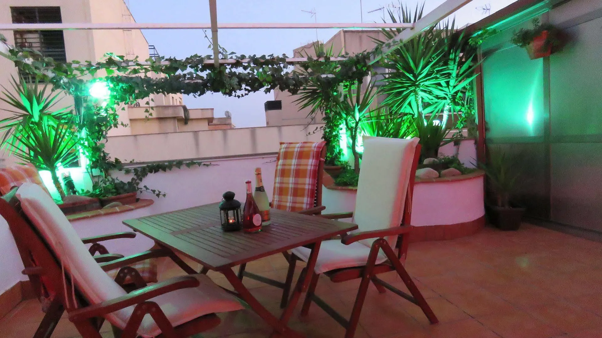 Apartamentos Atico Airport Barcelona, Terraza Y Barbacoa El Prat de Llobregat Viladecans