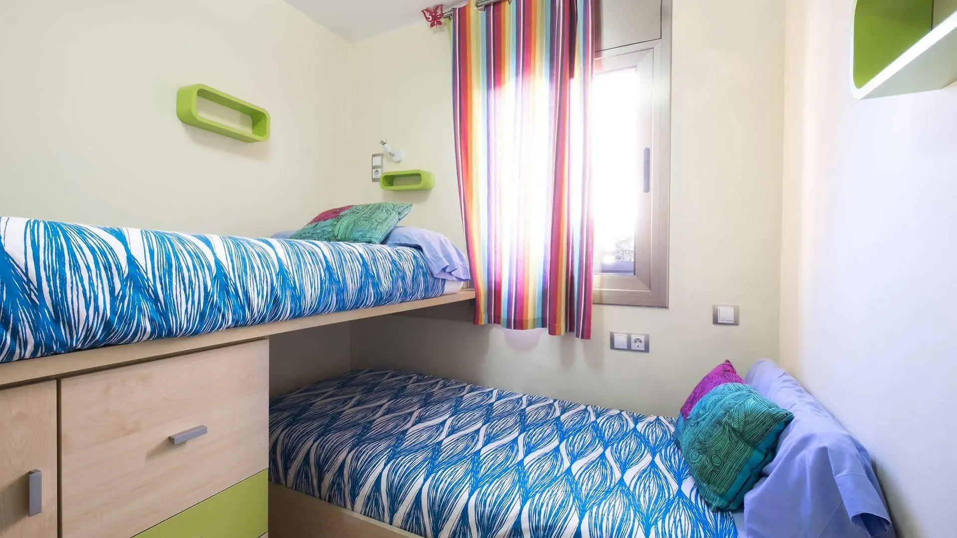 Apartamentos Atico Airport Barcelona, Terraza Y Barbacoa El Prat de Llobregat Apartment Viladecans