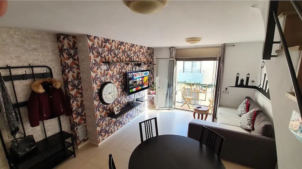 Apartamentos Atico Airport Barcelona, Terraza Y Barbacoa El Prat de Llobregat Spain