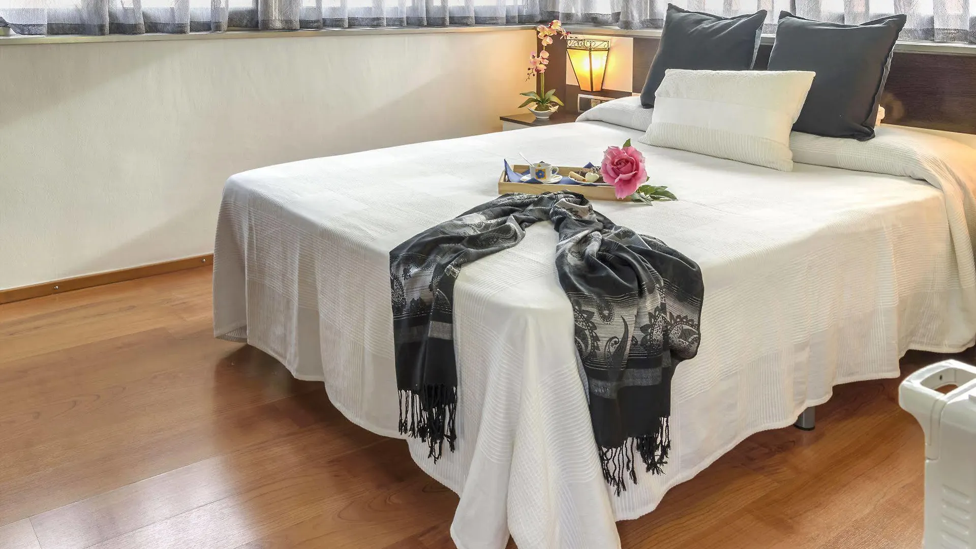 Apartment Apartamentos Atico Airport Barcelona, Terraza Y Barbacoa El Prat de Llobregat Spain