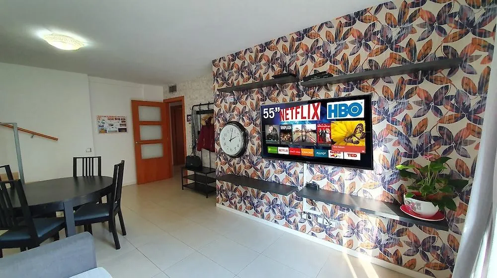 Apartamentos Atico Airport Barcelona, Terraza Y Barbacoa El Prat de Llobregat Apartment Viladecans